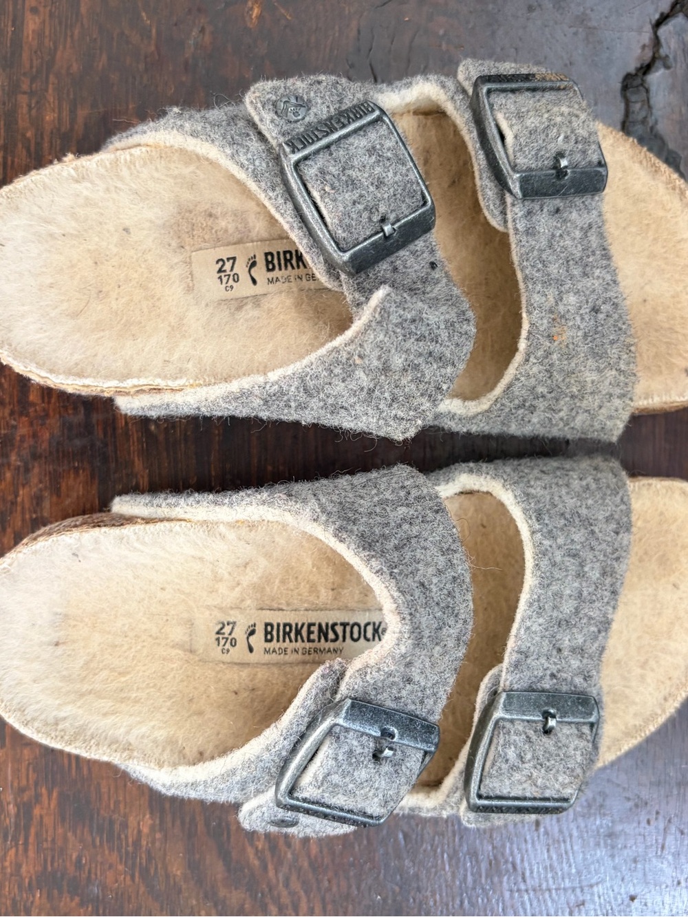 Kids sheepskin Birkenstocks 27